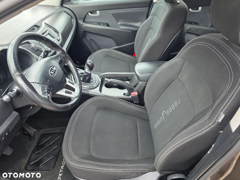 Kia Sportage 1.7 CRDI 2WD Attract - 32