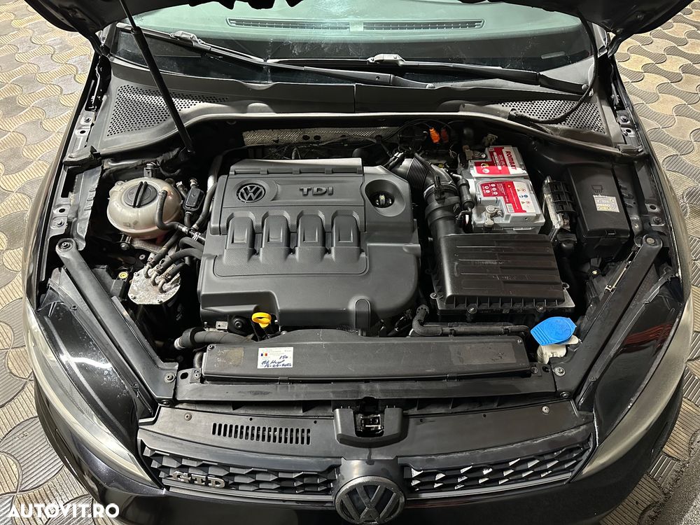 Volkswagen Golf 2.0 TDI DPF BMT DSG GTD - 15
