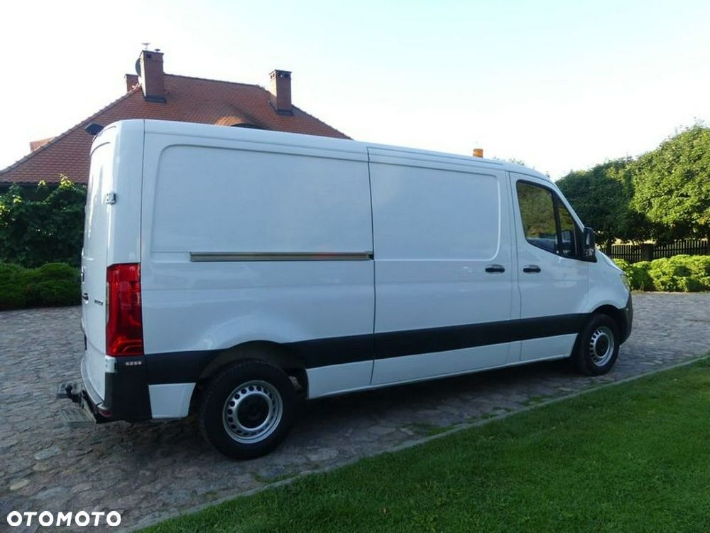 Mercedes-Benz Sprinter - 19
