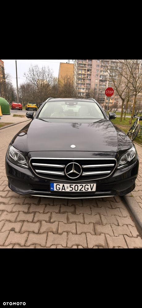 Mercedes-Benz Klasa E 220 d 9G-TRONIC - 11