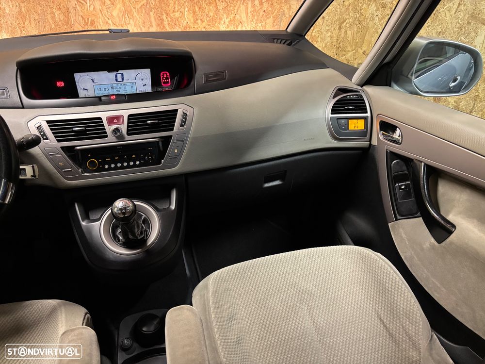 Citroën C4 Picasso 1.6 HDi Exclusive - 15