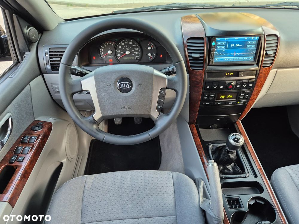 Kia Sorento - 27