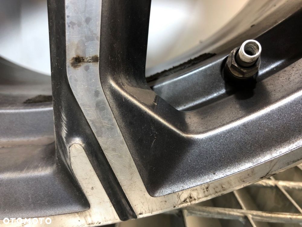 FELGI ALU KOMPLET 21 10.5J 9.5J  5X11266 ET43     8071998 - 25