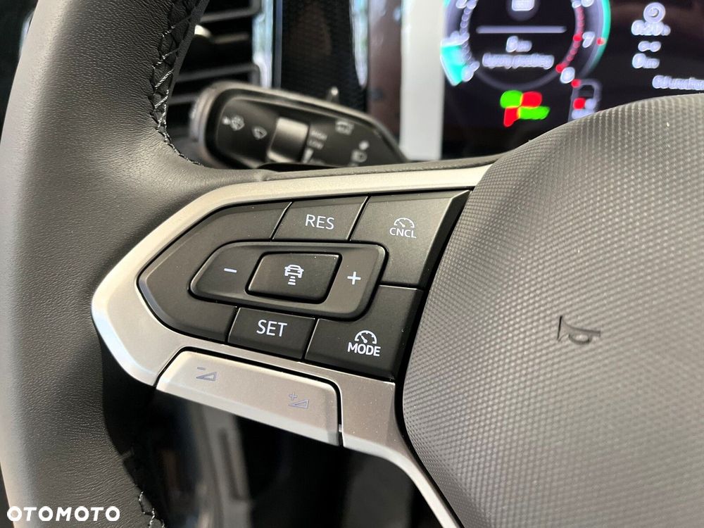 Volkswagen Tiguan - 15