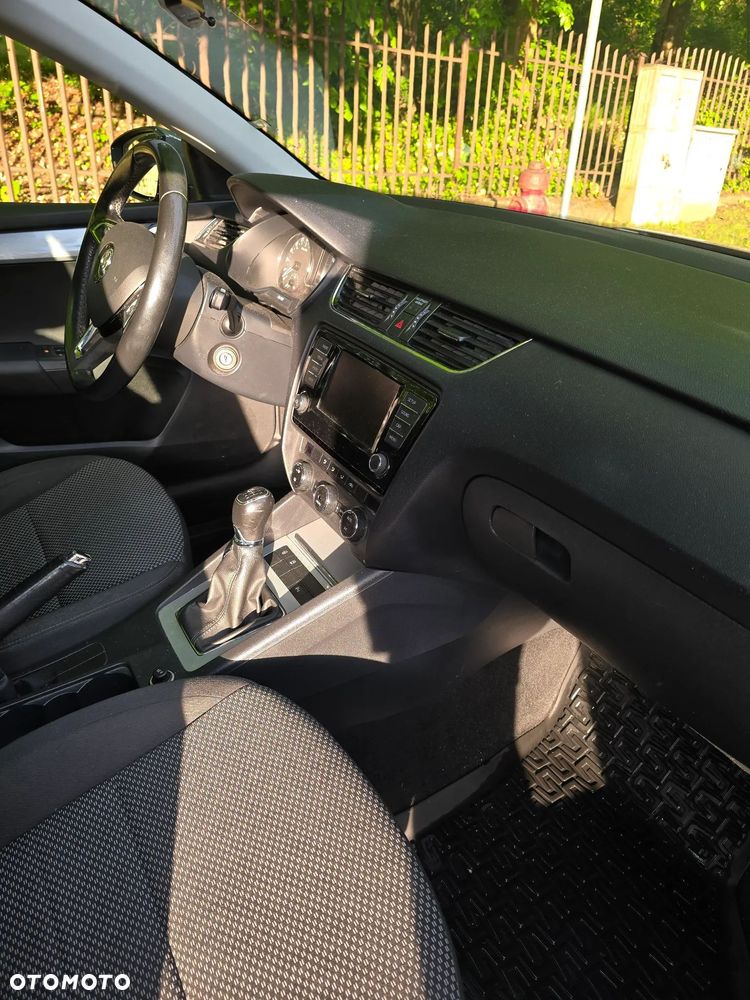 Skoda Octavia 2.0 TDI Ambition EU6 - 16
