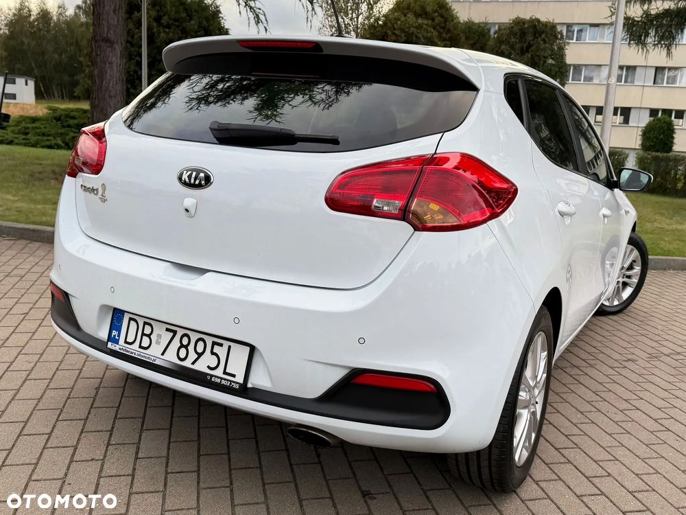 Kia Ceed 1.4 CVVT Fifa World Cup Edition - 22