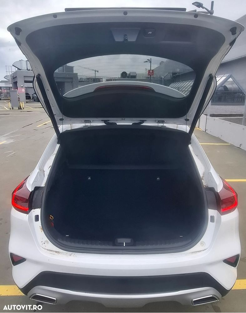 Kia XCeed 1.6 T-GDI OPF DCT7 PLATINUM EDITION - 18