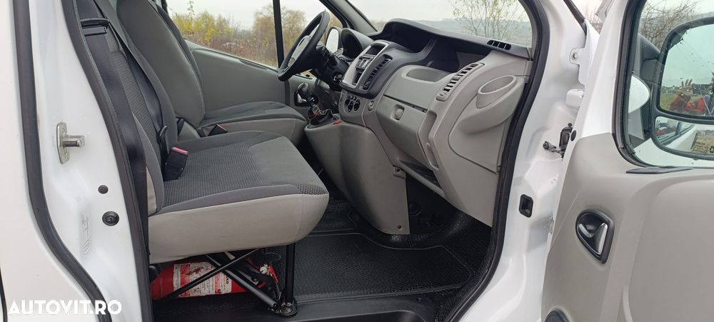 Opel Vivaro - 7