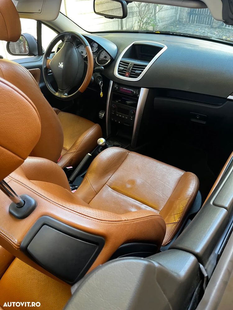Peugeot 207 - 6