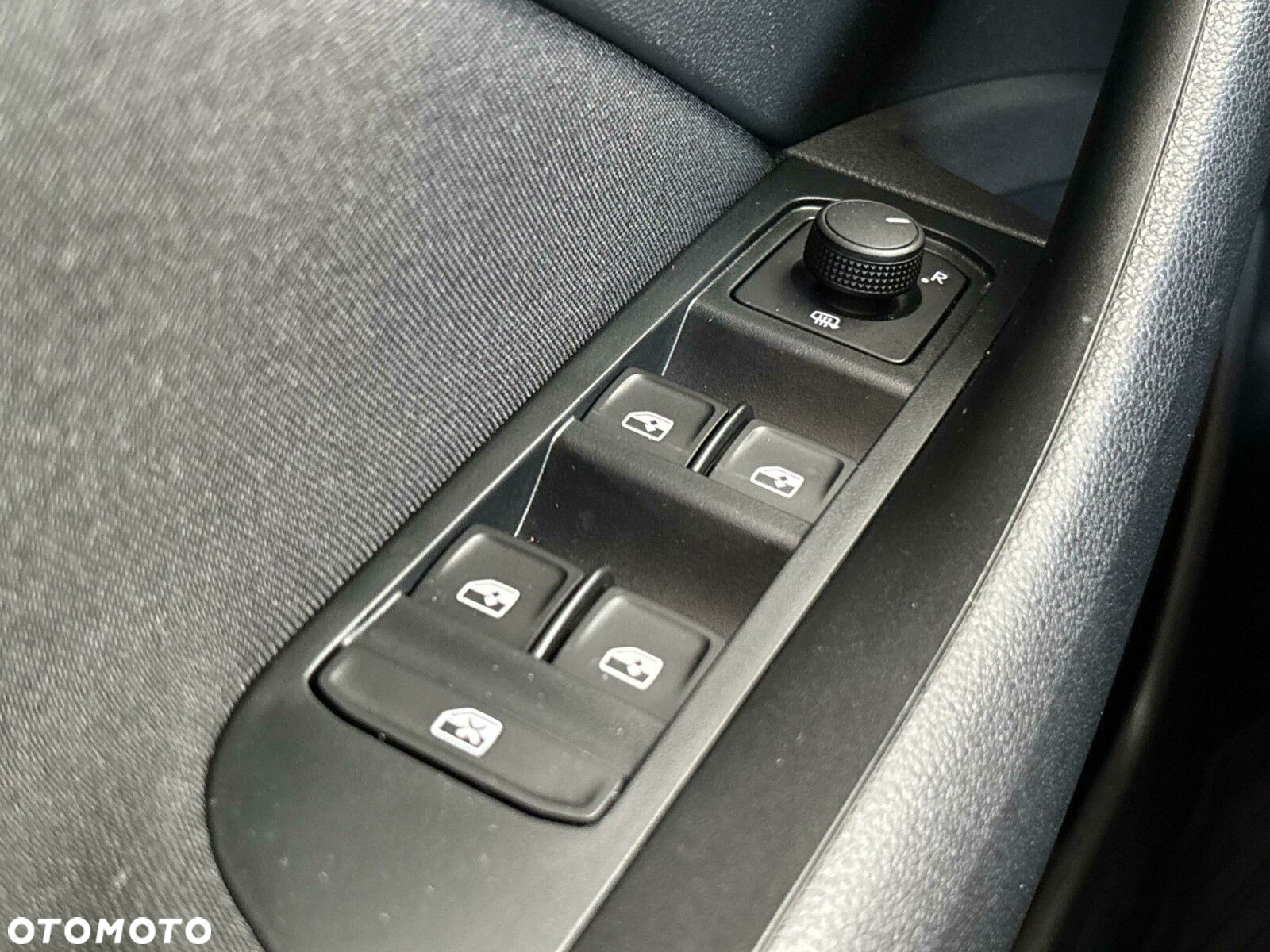 Skoda Kamiq 1.0 TSI Ambition DSG - 22