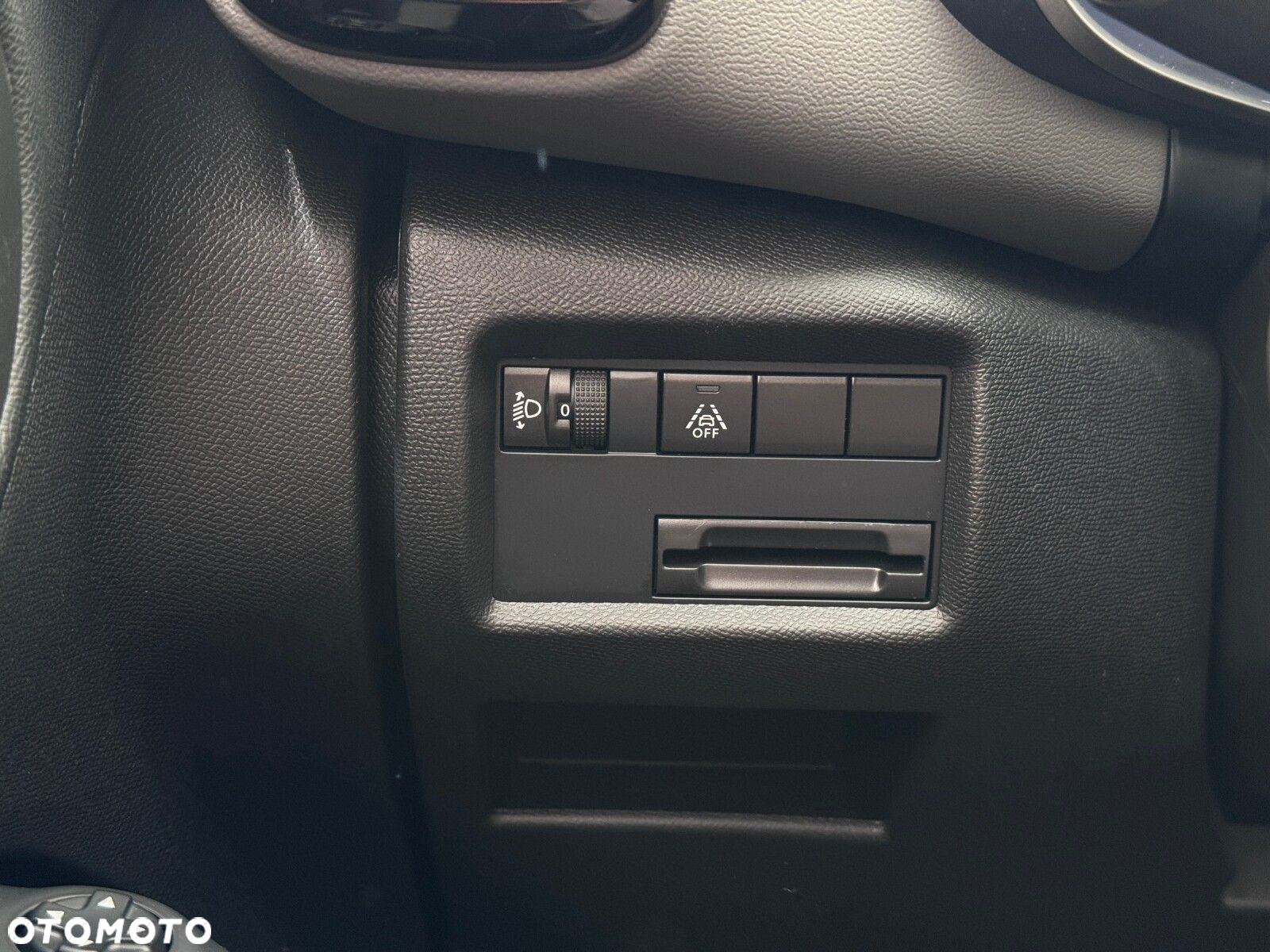 Citroën C5 Aircross 1.2 PureTech Live EAT8 - 21