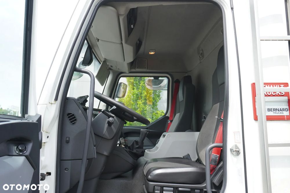 Renault D210 12T / Chłodnia Bitemperatura / 10 sztuk - 15