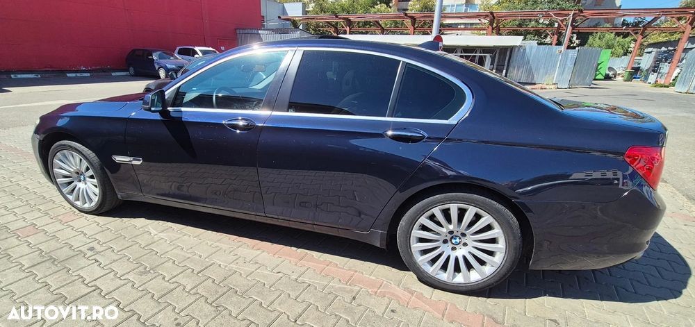 BMW Seria 7 730d - 11