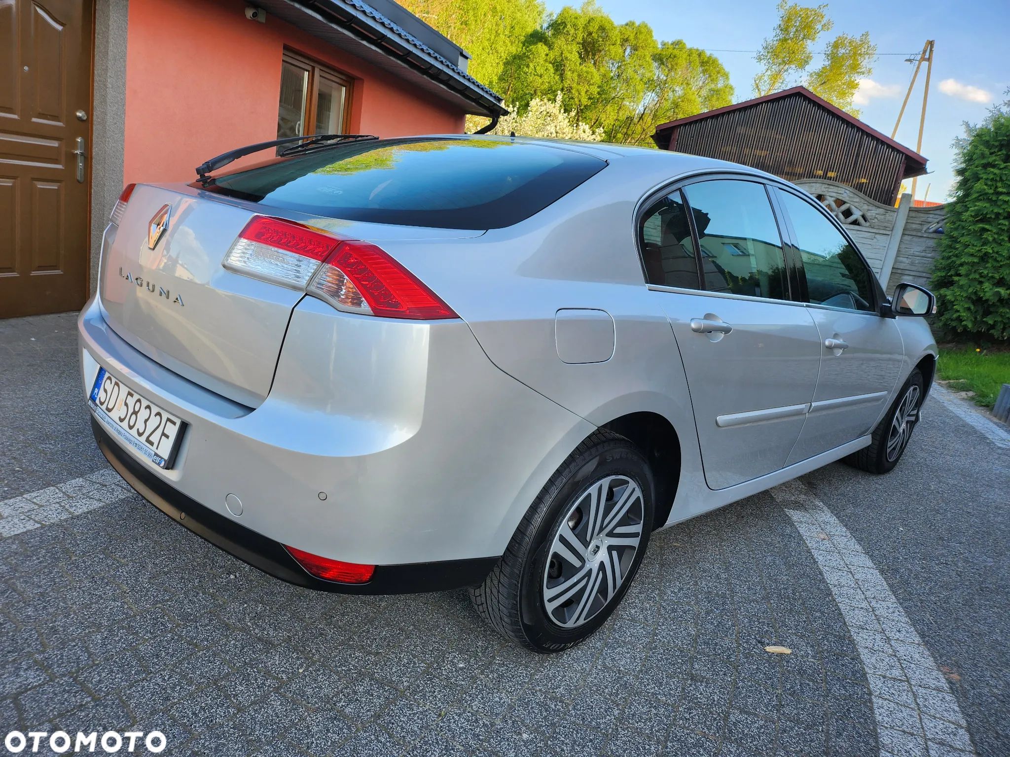 Renault Laguna - 1