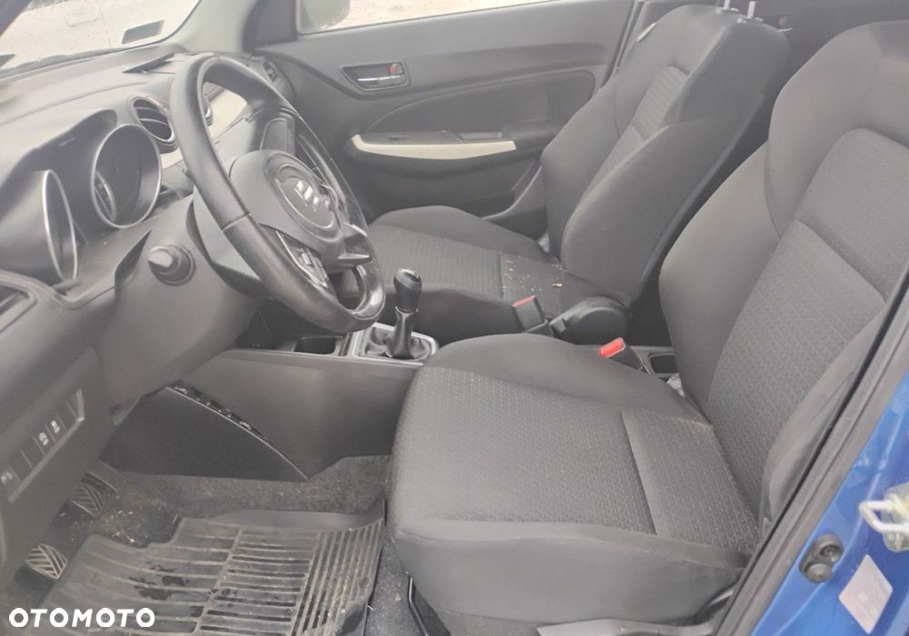 Suzuki Swift - 7