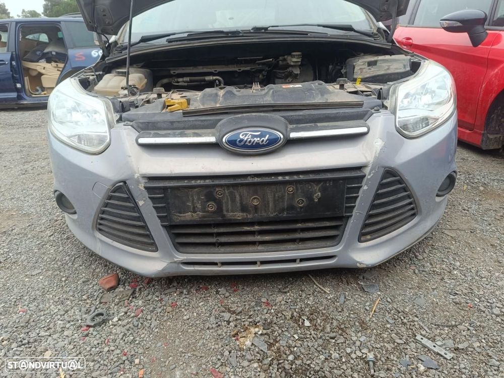 PÁRA-CHOQUES DIANTEIRO FORD FOCUS BERLINA CB8 - 1