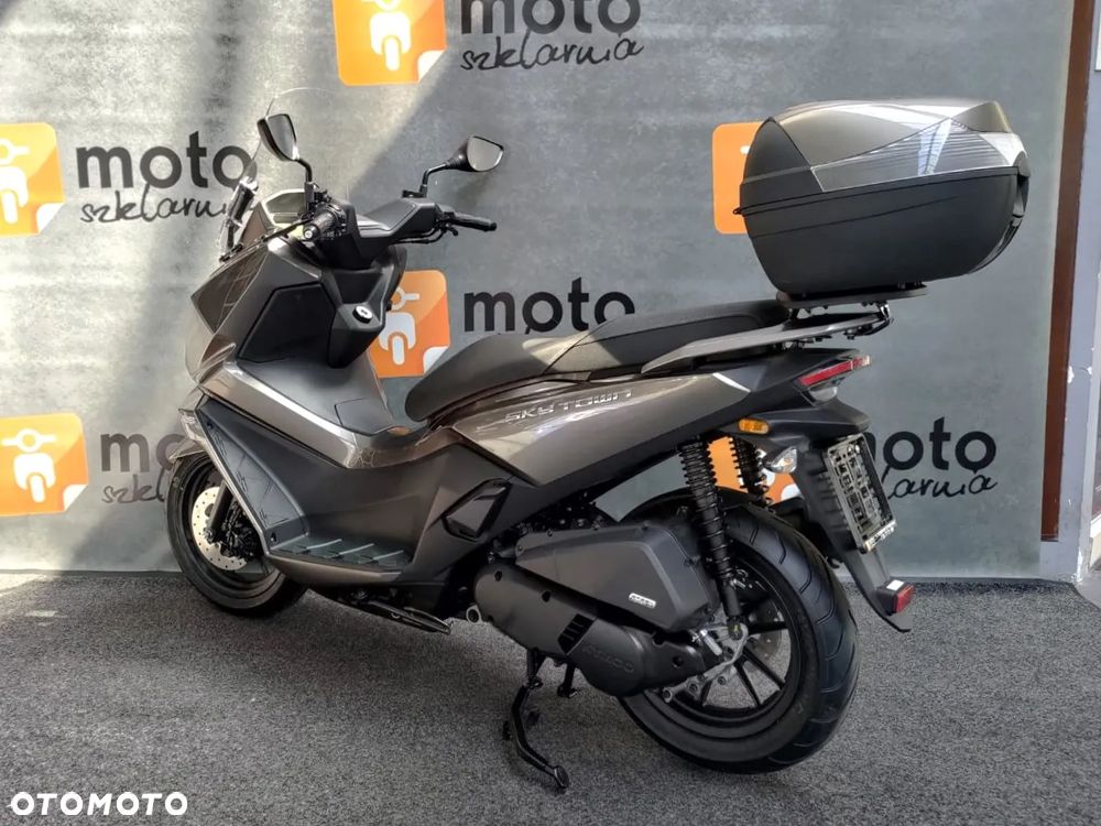 Kymco Skytown - 8