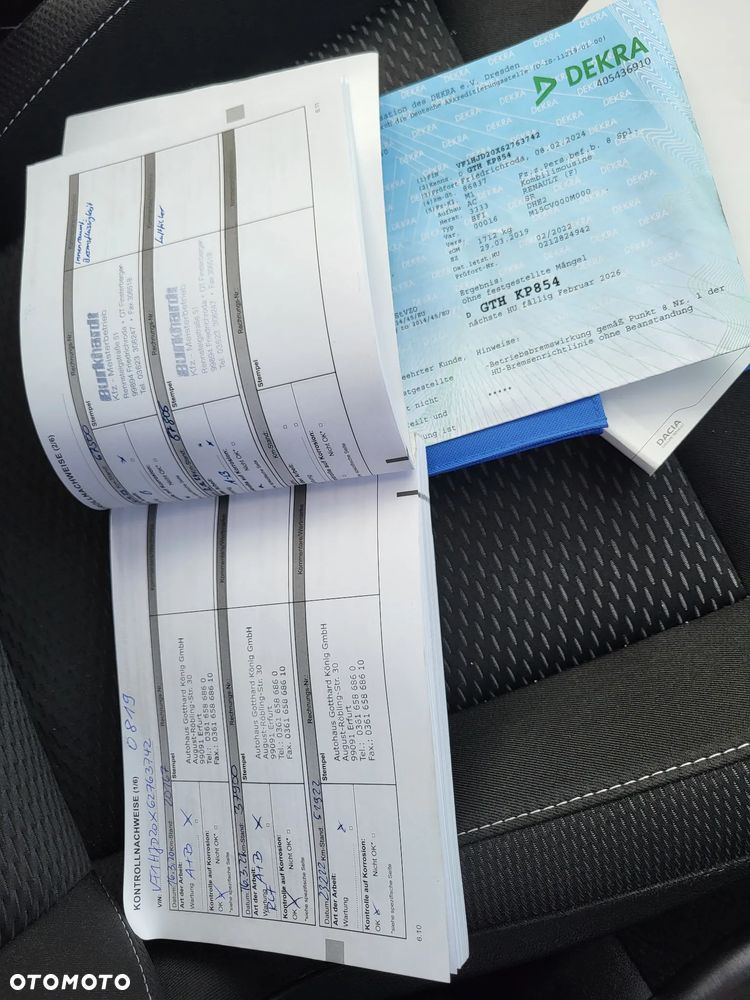 Dacia Duster 1.6 SCe Essential - 33