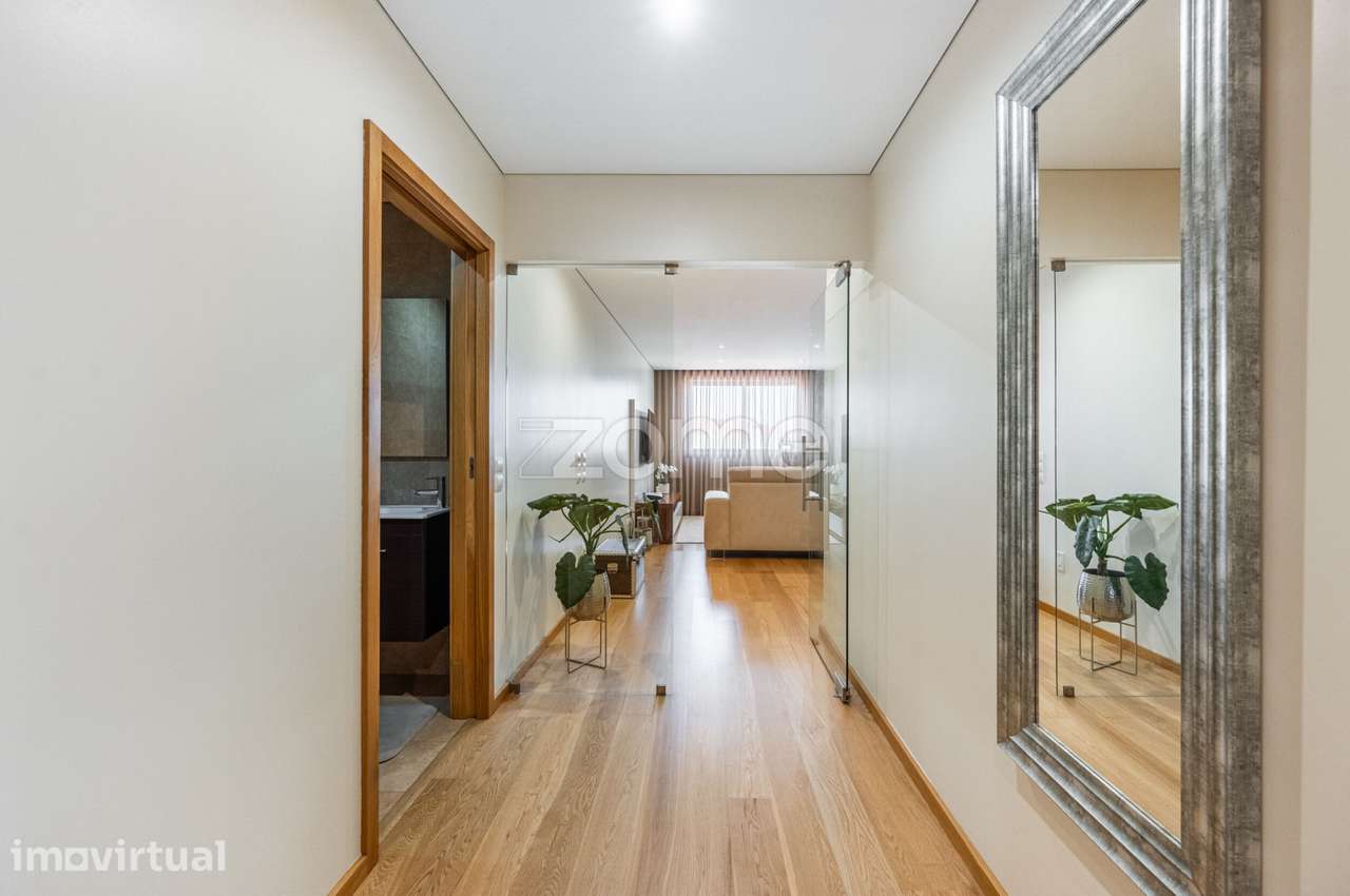 Apartamento T3+1 com três lugares de garagem | Águas Santas, Maia - Grande imagem: 3/36