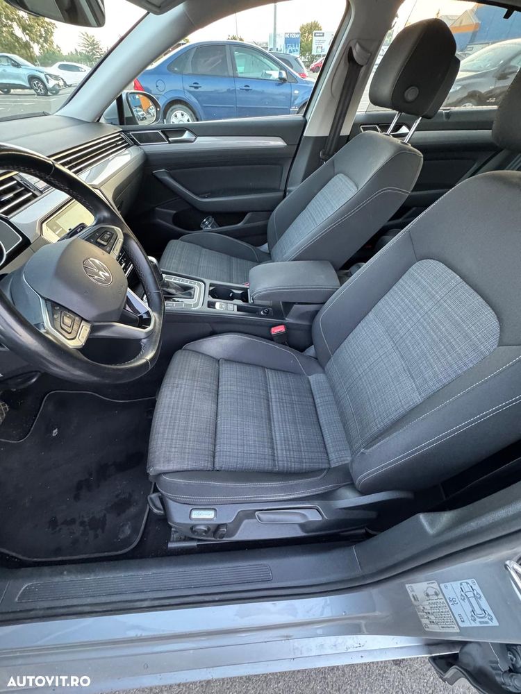 Volkswagen Passat 2.0 TDI SCR DSG Business - 4
