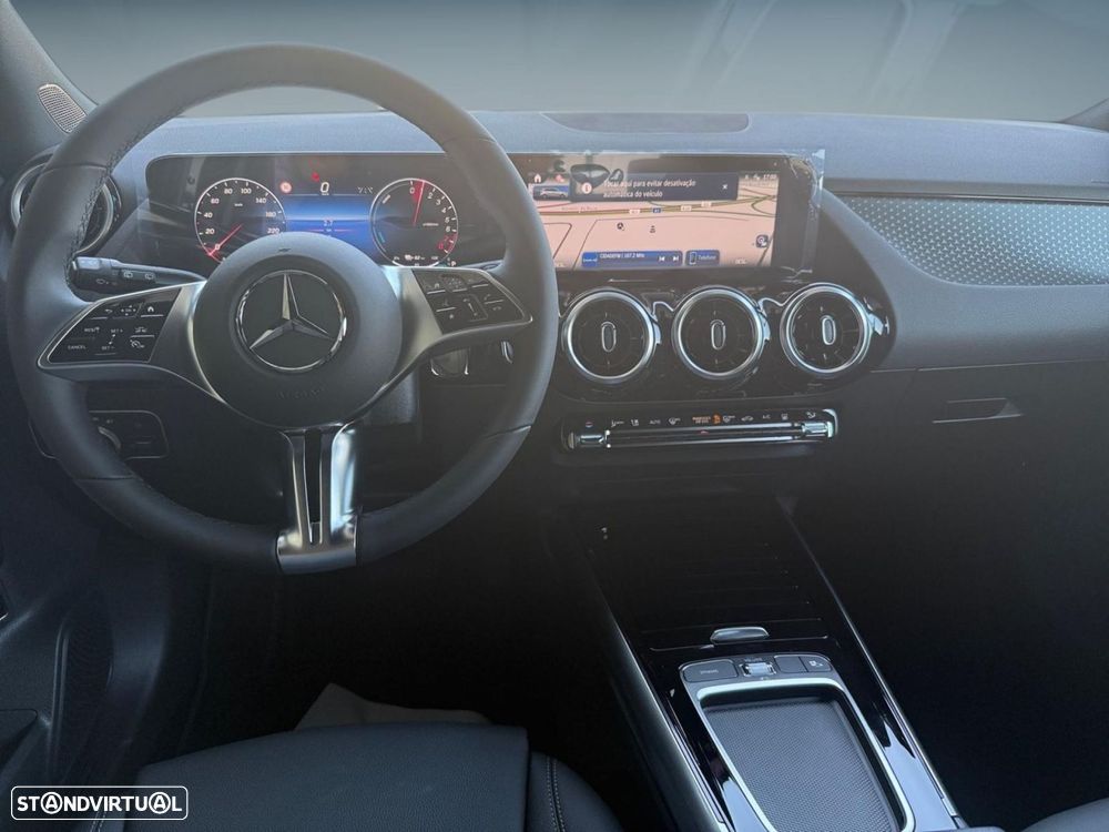 Mercedes-Benz B 250 e - 12