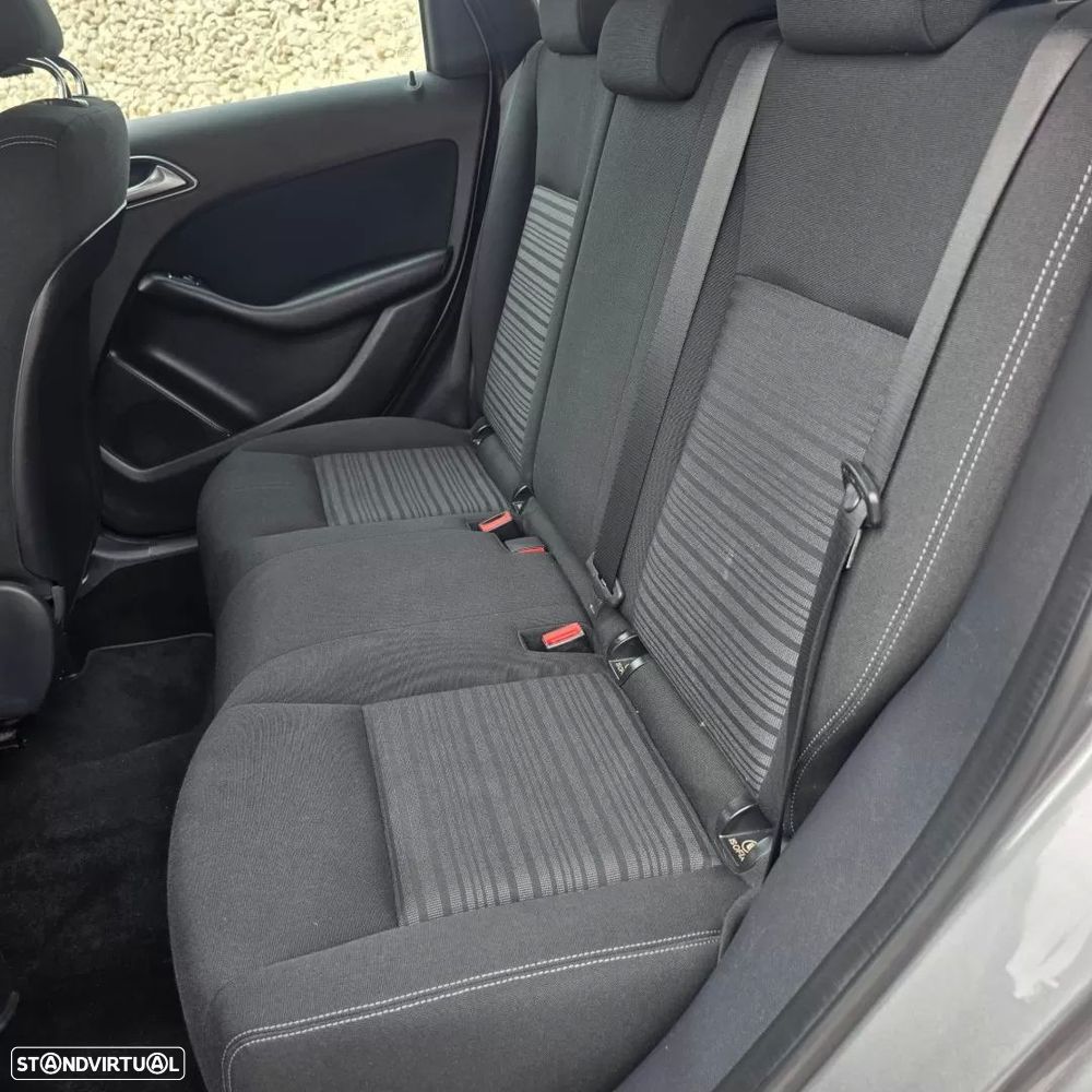 Mercedes-Benz A 200 - 19