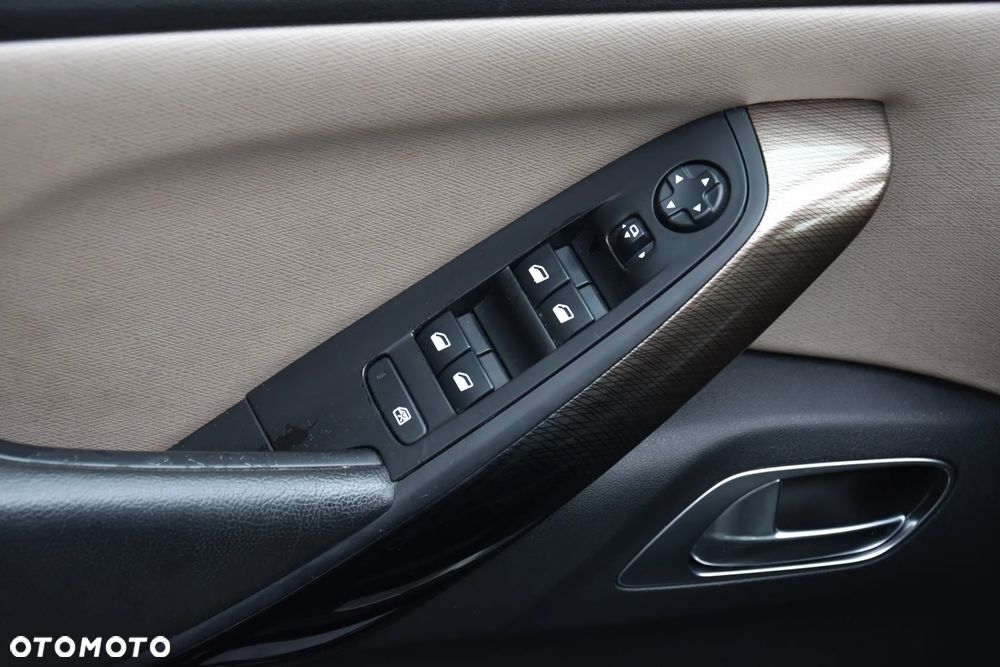 Citroën C4 Grand Picasso BlueHDi 150 EAT6 Exclusive - 23