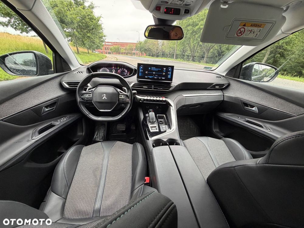 Peugeot 3008 1.2 PureTech Allure S&S EAT8 - 18