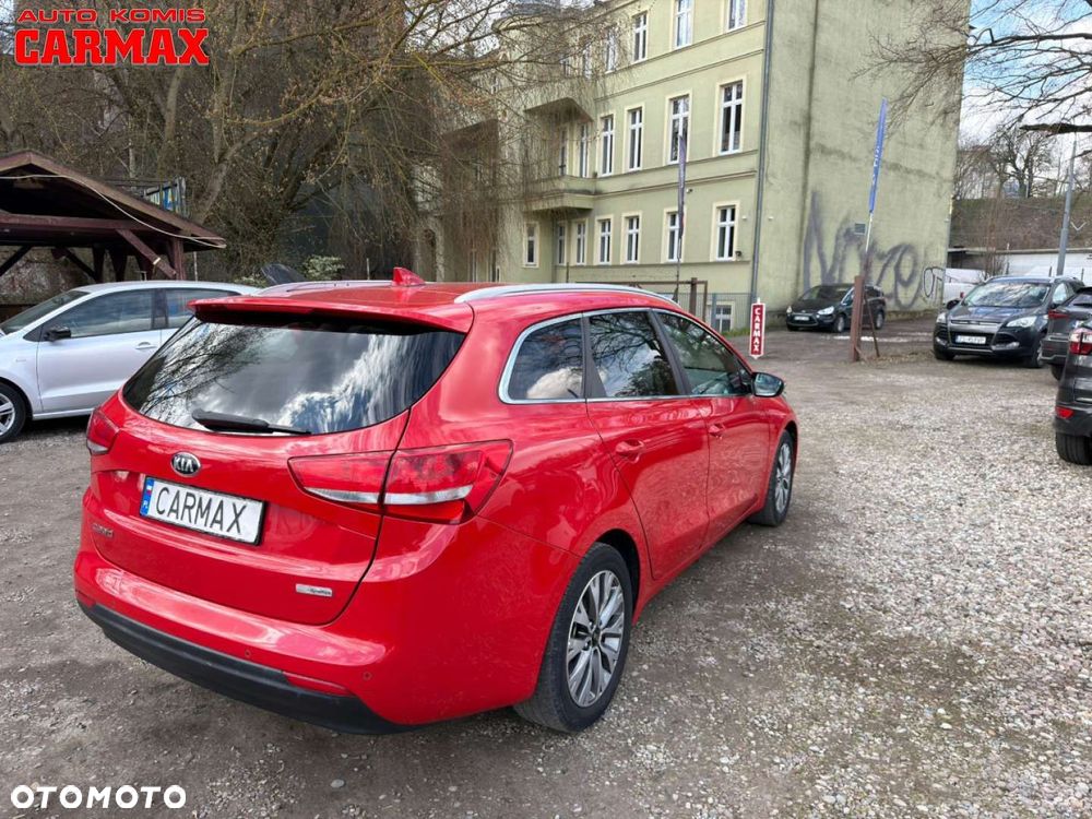 Kia Ceed - 7