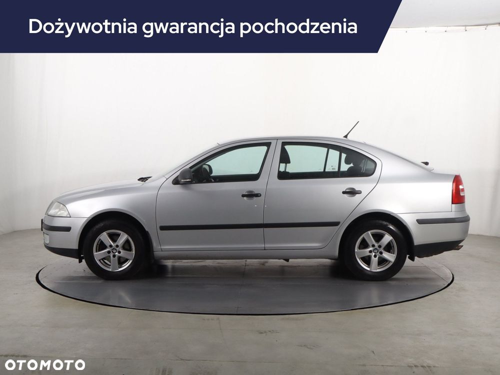 Skoda Octavia 2011 photo 3