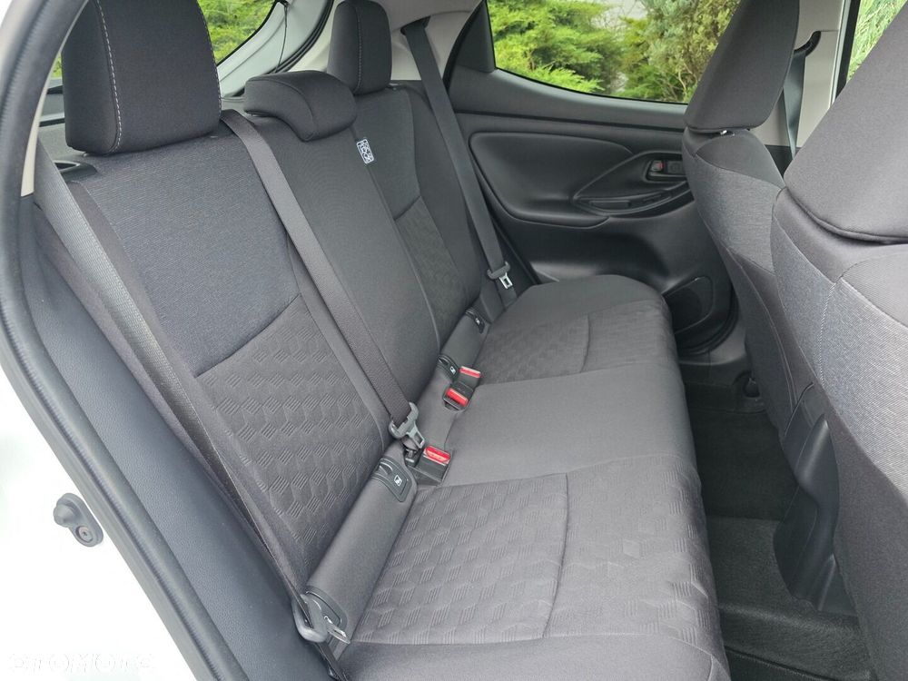 Toyota Yaris Hybrid 1.5 Style - 21
