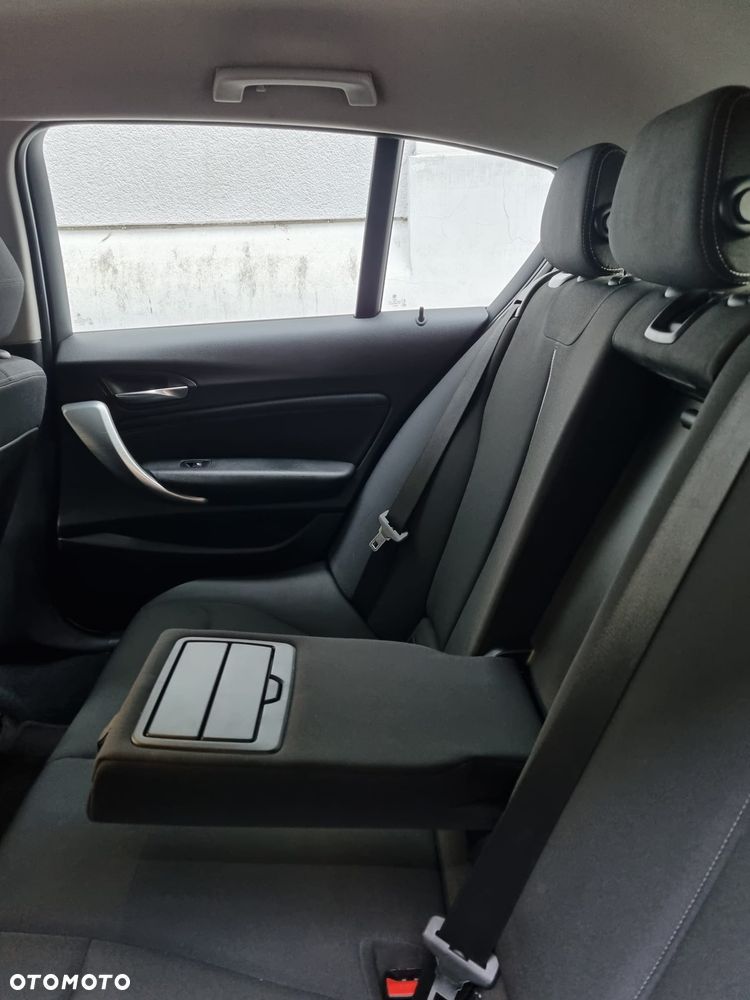 BMW Seria 1 118d Sport Line - 17
