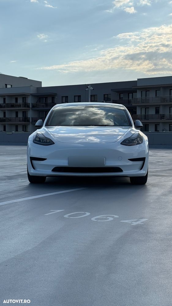 Tesla Model 3 Standard - 1