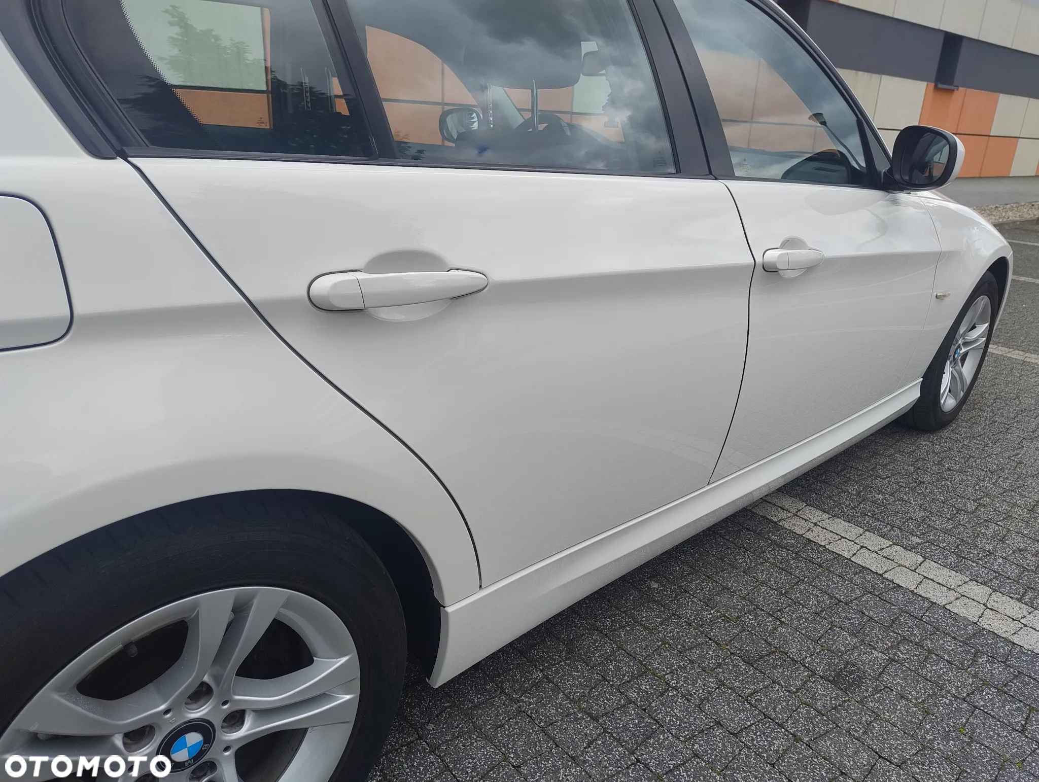 BMW Seria 3 318i - 29