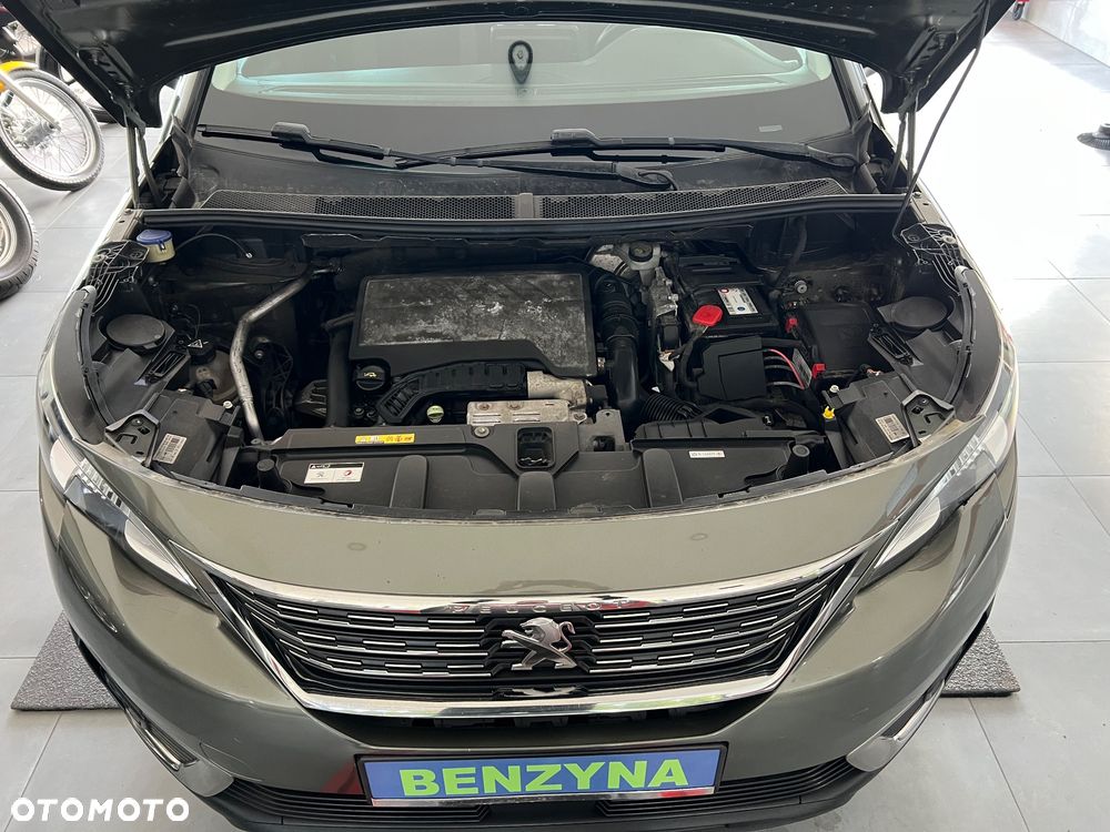 Peugeot 5008 PureTech 130 Stop & Start Allure Business-Paket - 13
