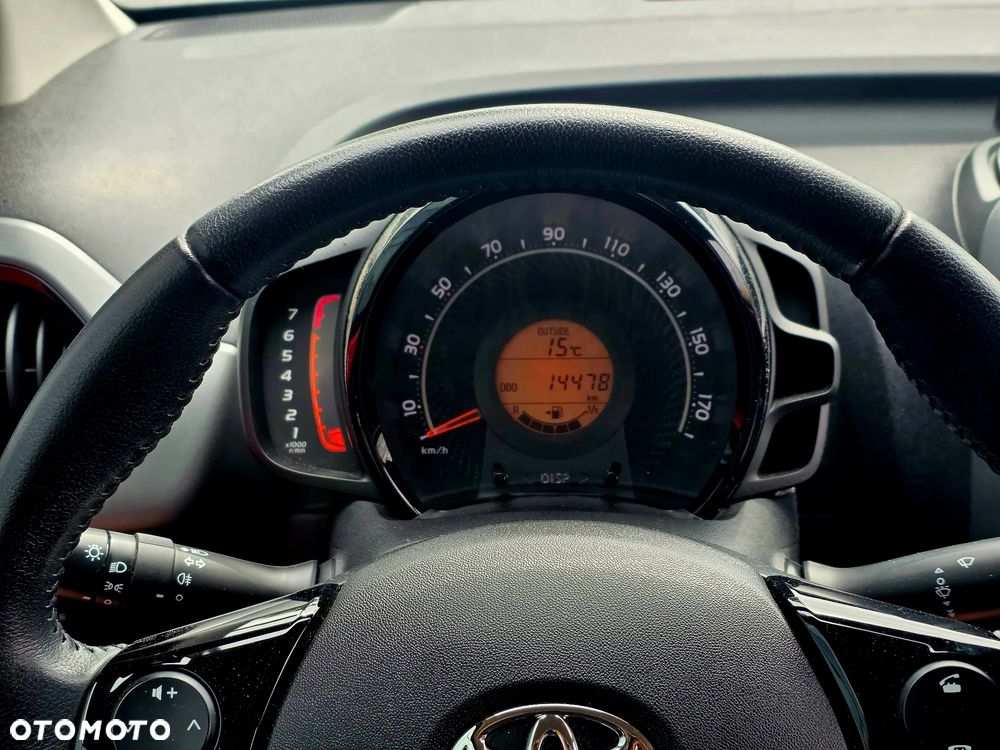 Toyota Aygo 1.0 VVT-i Black Edition - 23