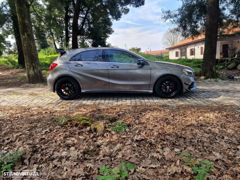 Mercedes-Benz A 180 d AMG Line - 29