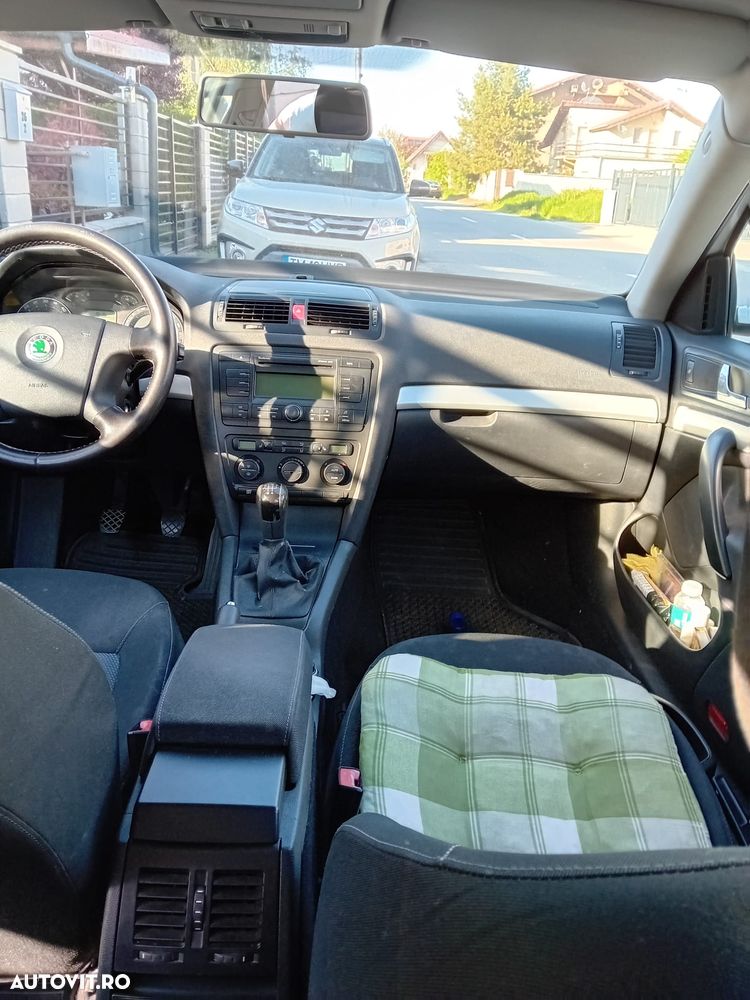 SKODA Octavia 2008 — imagine 5