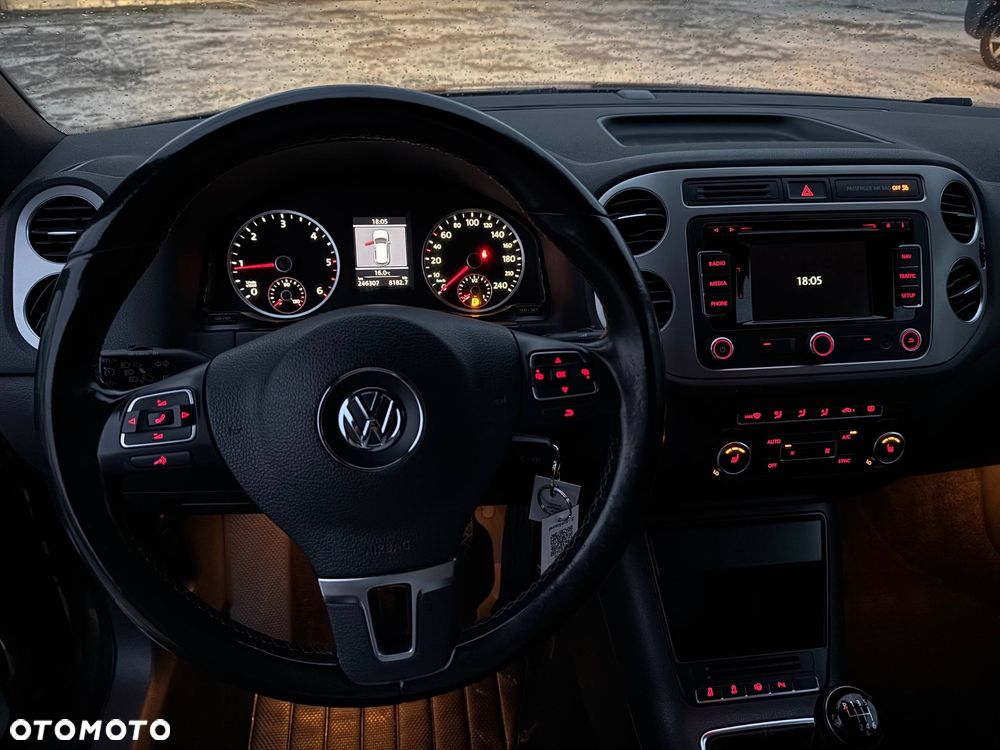 Volkswagen Tiguan - 24