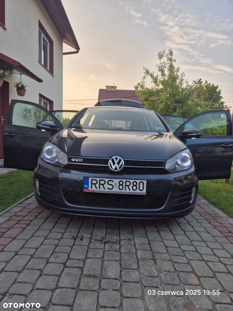 Volkswagen Golf 2.0 TDI Comfortline - 14