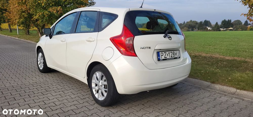 Nissan Note 2014 photo 2
