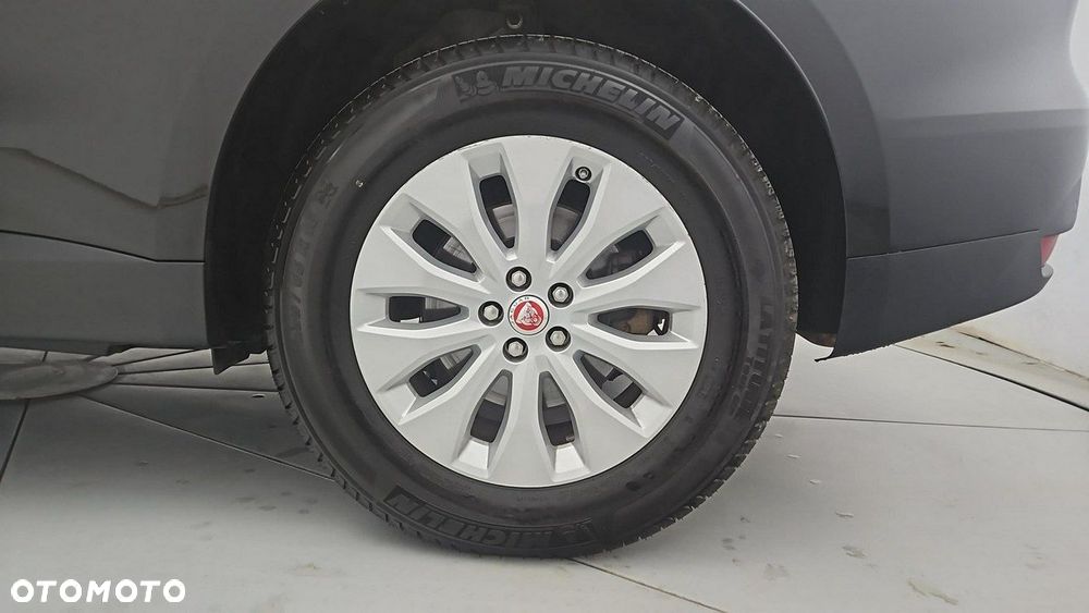Jaguar F-Pace 2.0 i4P AWD Prestige - 17