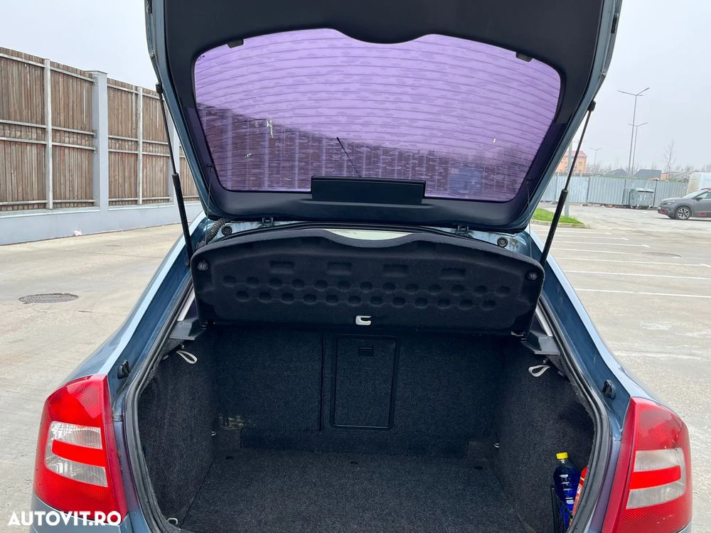 Skoda Octavia 1.9 TDI DPF Elegance - 10