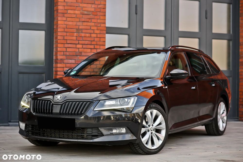 Skoda Superb 2.0 TDI 4x4 DSG Sportline - 7