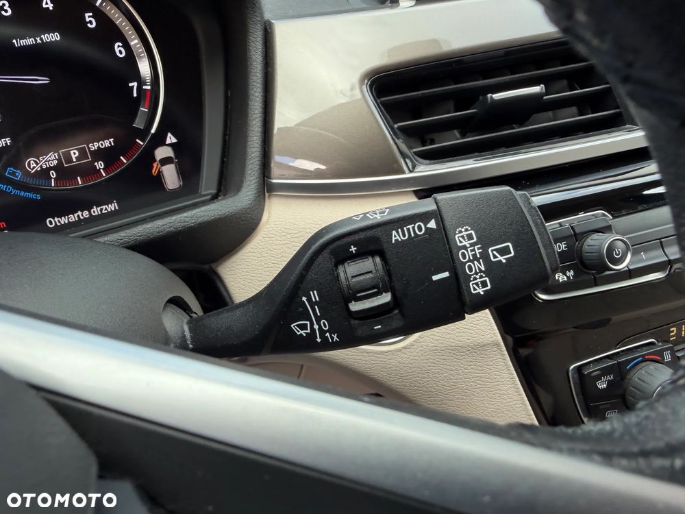 BMW X1 sDrive18i GPF xLine - 26