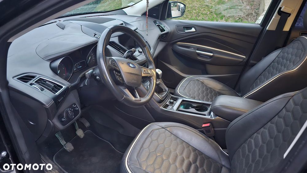 Ford Kuga 2.0 TDCi 2x4 Vignale - 9