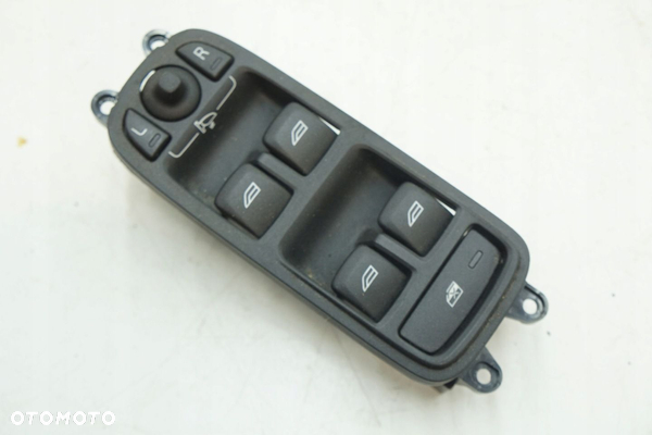 VOLVO V60 S60 PANEL SZYB LUSTEREK 31334346