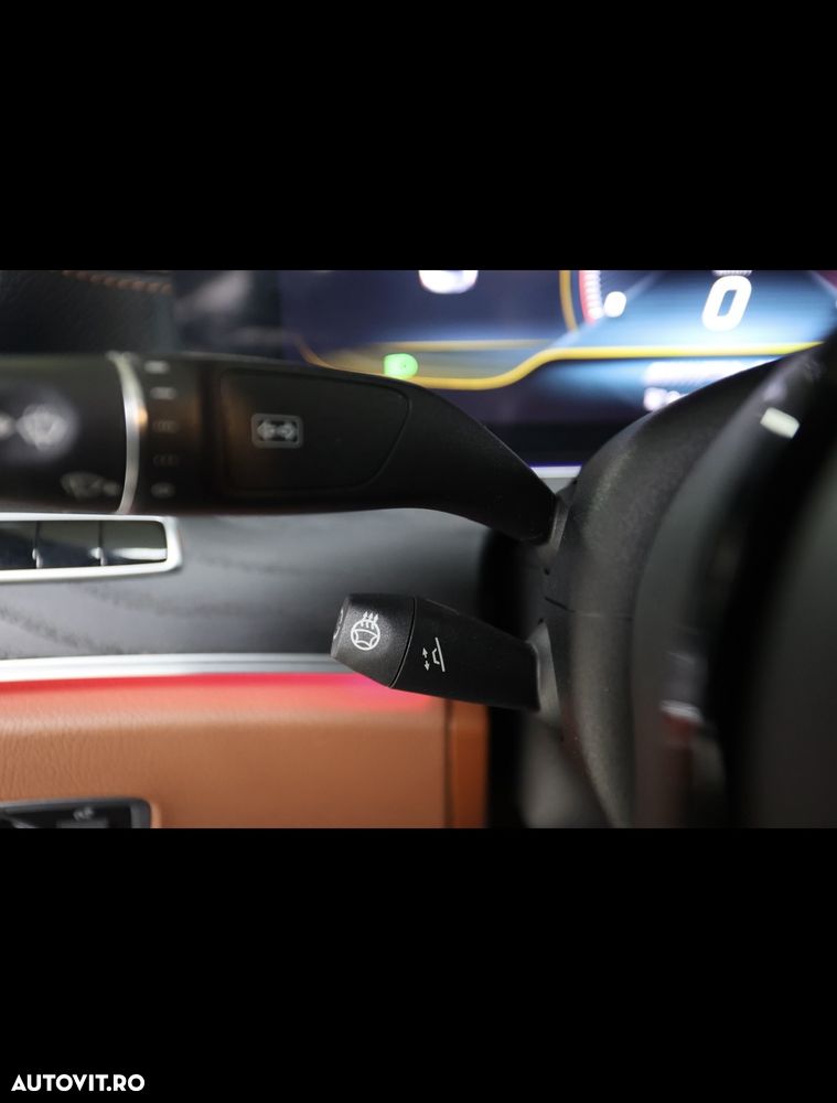 Mercedes-Benz E - 16