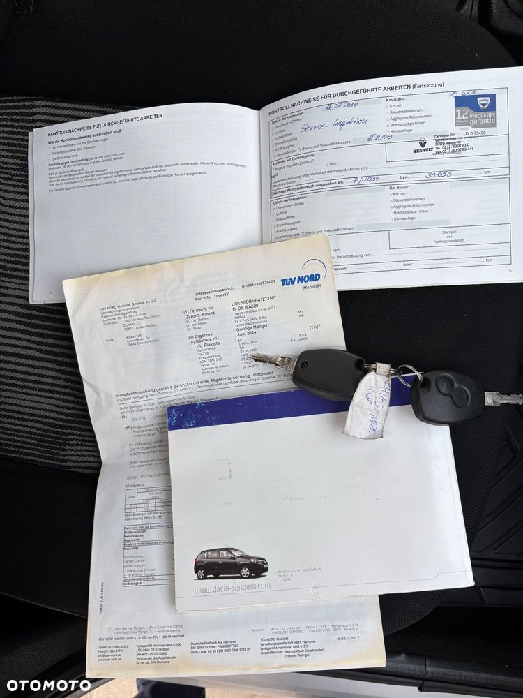 Dacia Sandero 1.2 16V Laureate II - 21