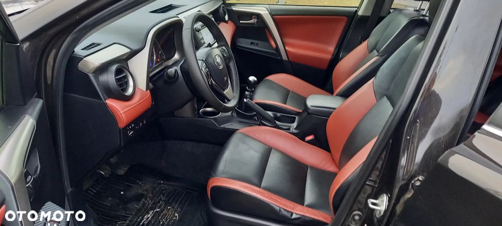 Toyota RAV4 2.0 D-4D 4x4 Executive - 23